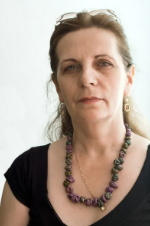 <strong>Emily Carter</strong>